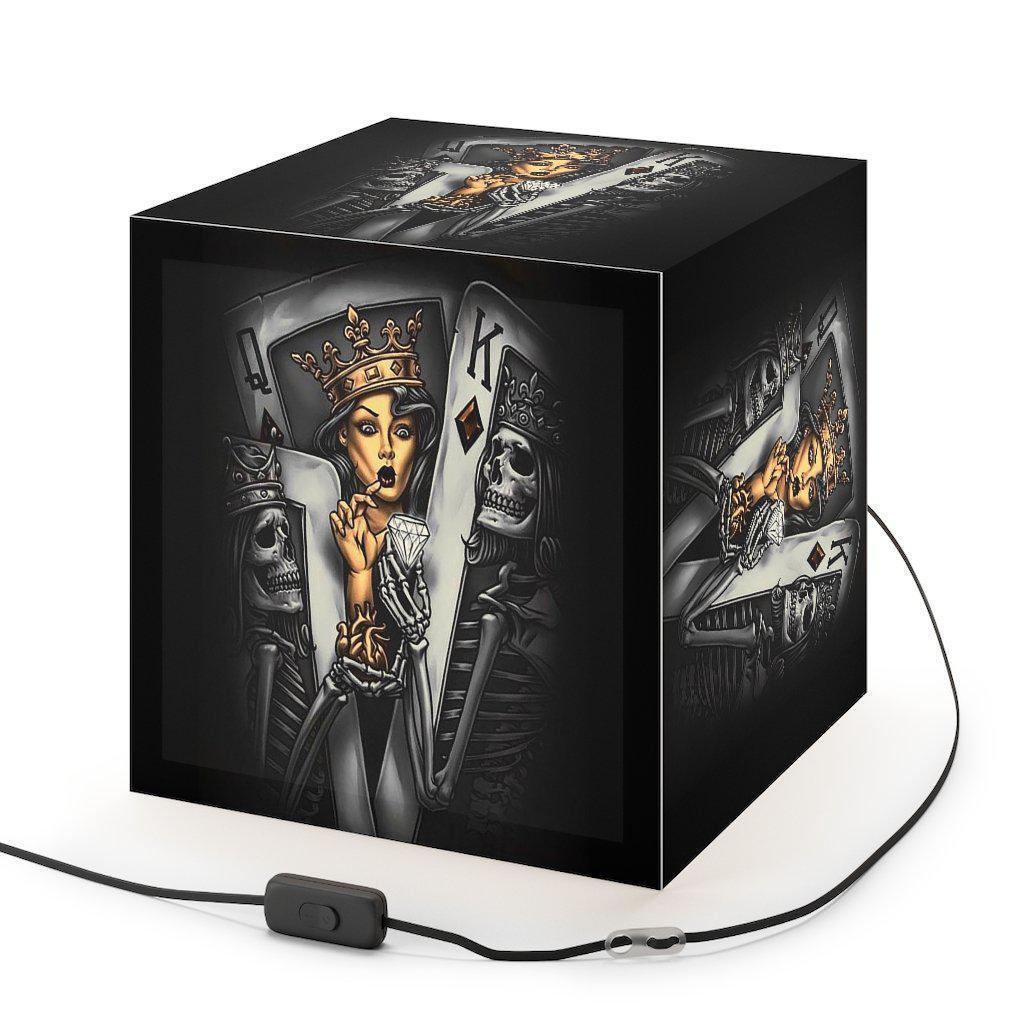 black-skull-lamp-relaxing