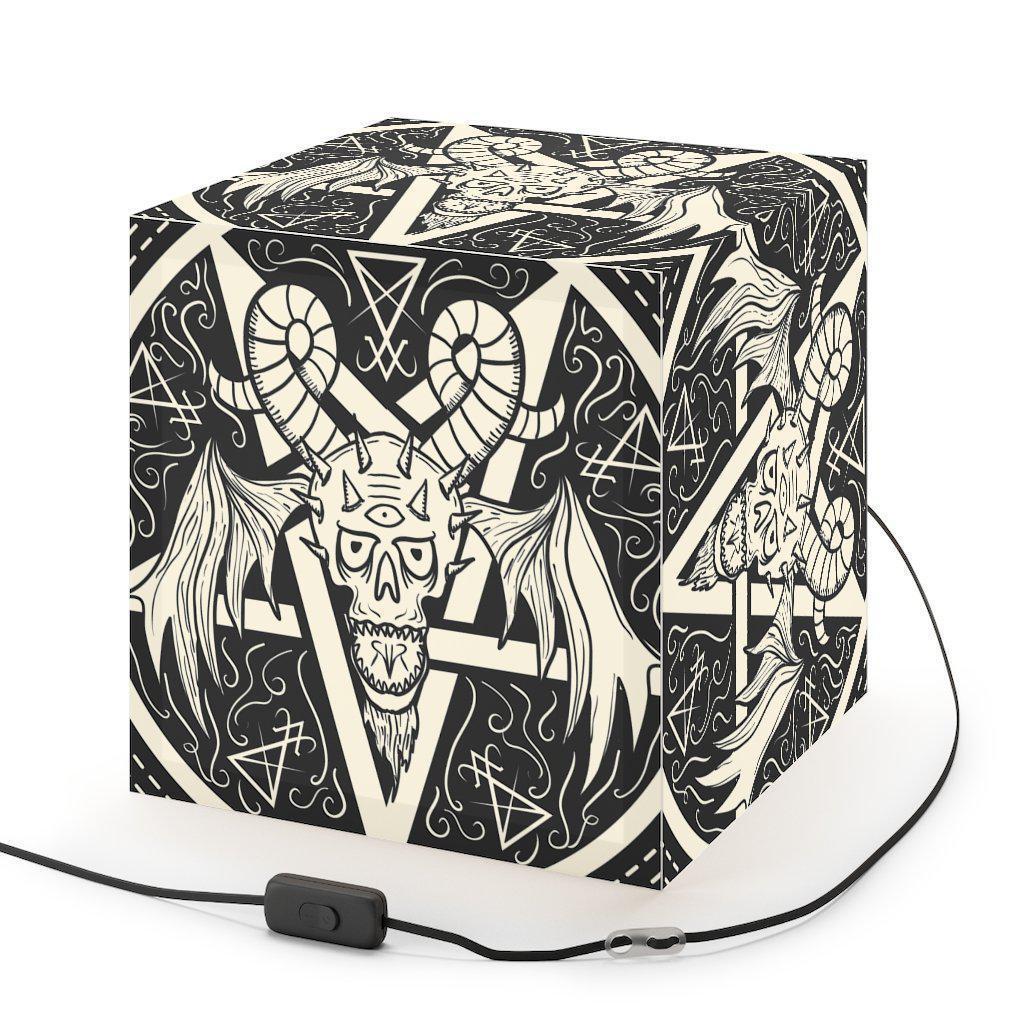 devil-skull-lamp-relaxing