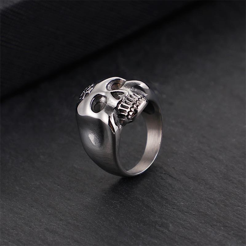 Double Skull Ring | Skull Action