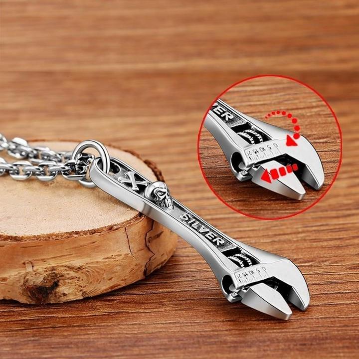 Garage Necklace | Skull Action
