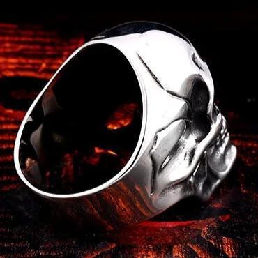 Gothic Skull Ring | Skull Action