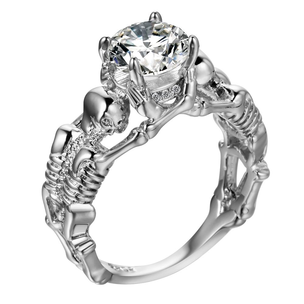 Skull Ring Gothic