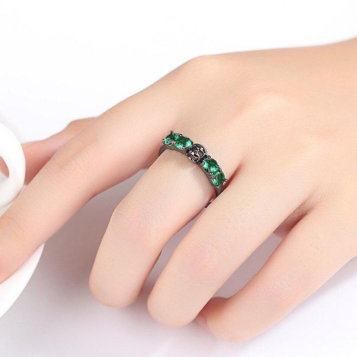 Green Skull Ring | Skull Action