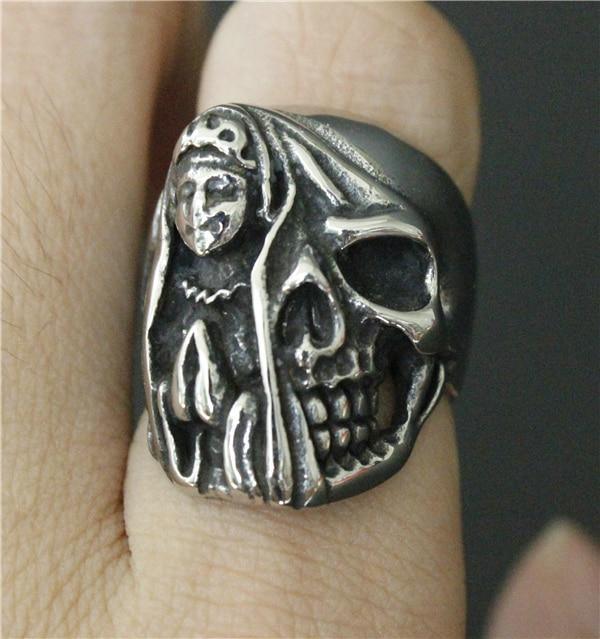 Holy Mary Ring | Skull Action