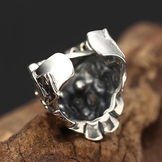 Manoware Ring | Skull Action