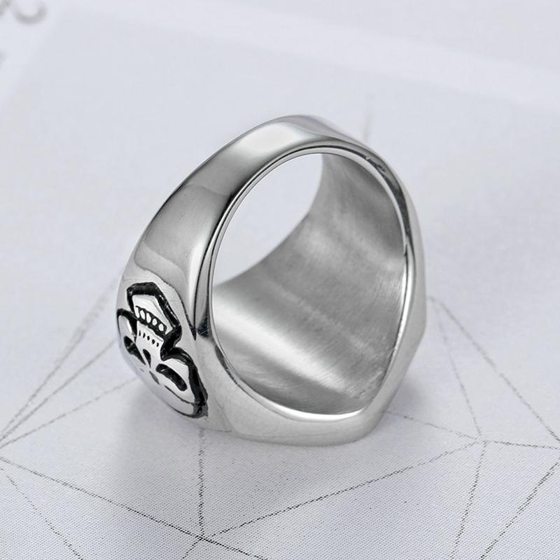 Number 7 Ring | Skull Action