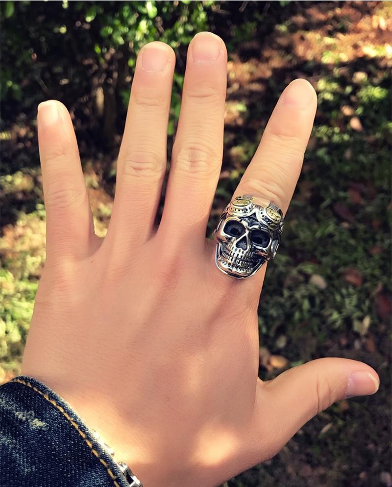 Pilot Skull Ring | Skull Action