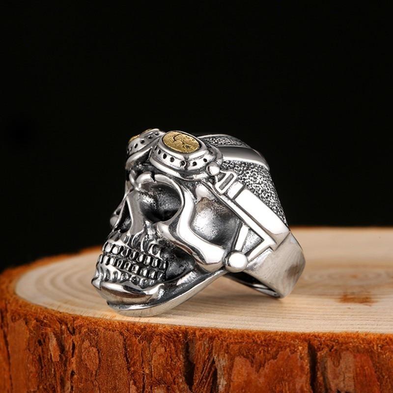 Pilot Skull Ring | Skull Action
