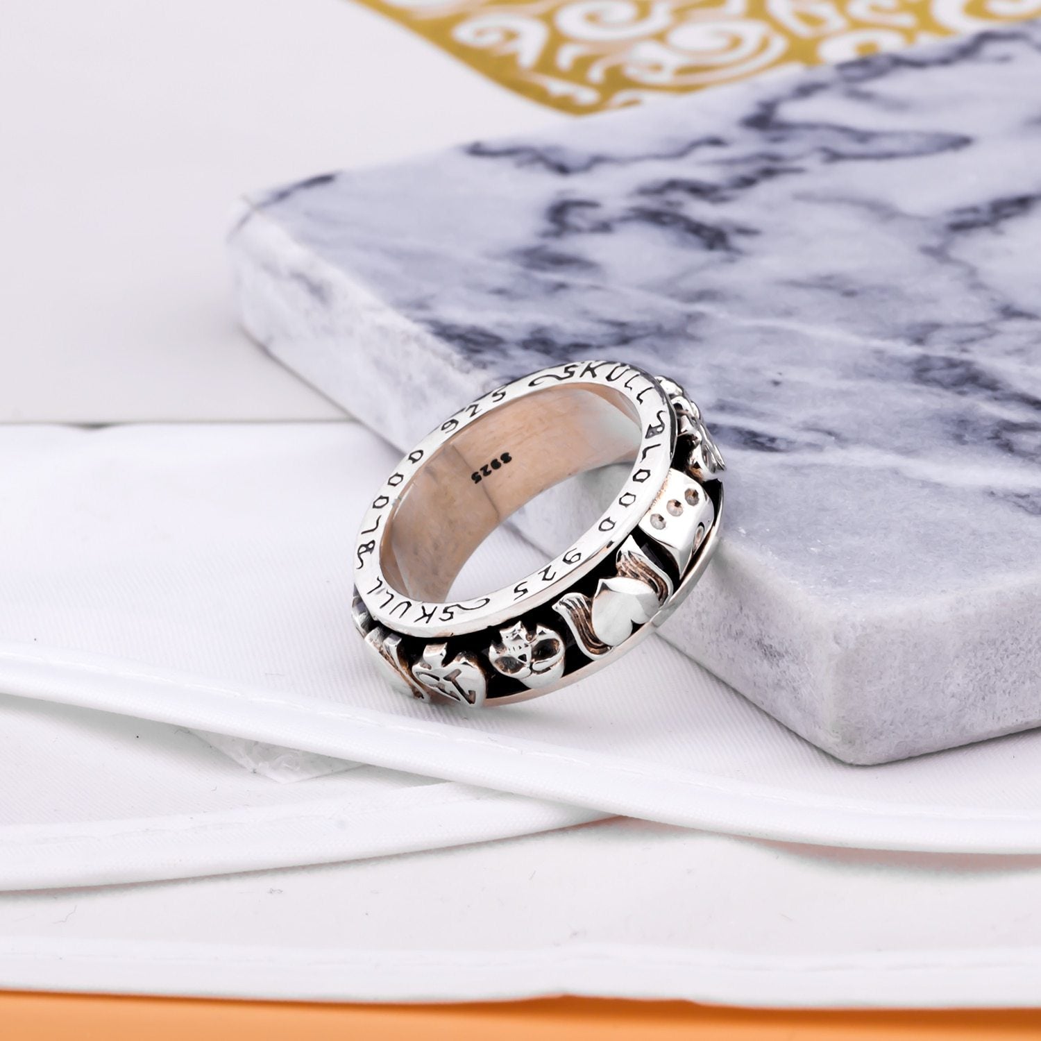Poker Full Ring | Skull Action