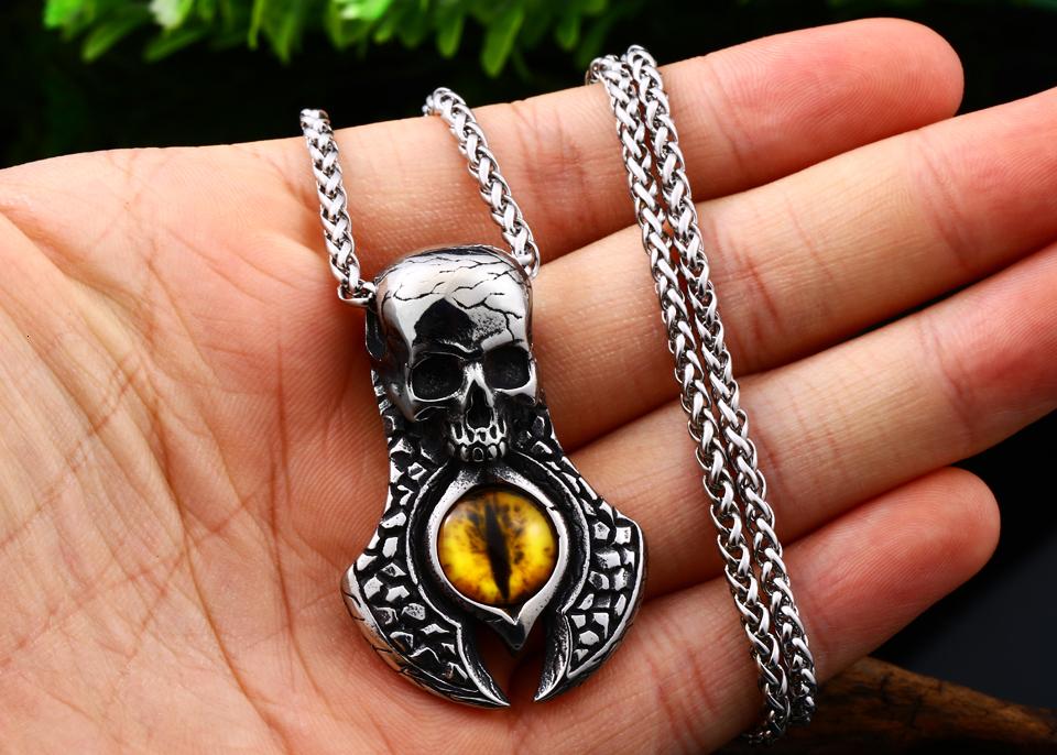 Predator Skull Necklace | Skull Action