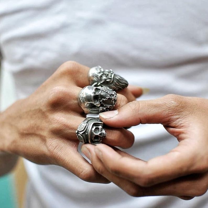 skull rings goth