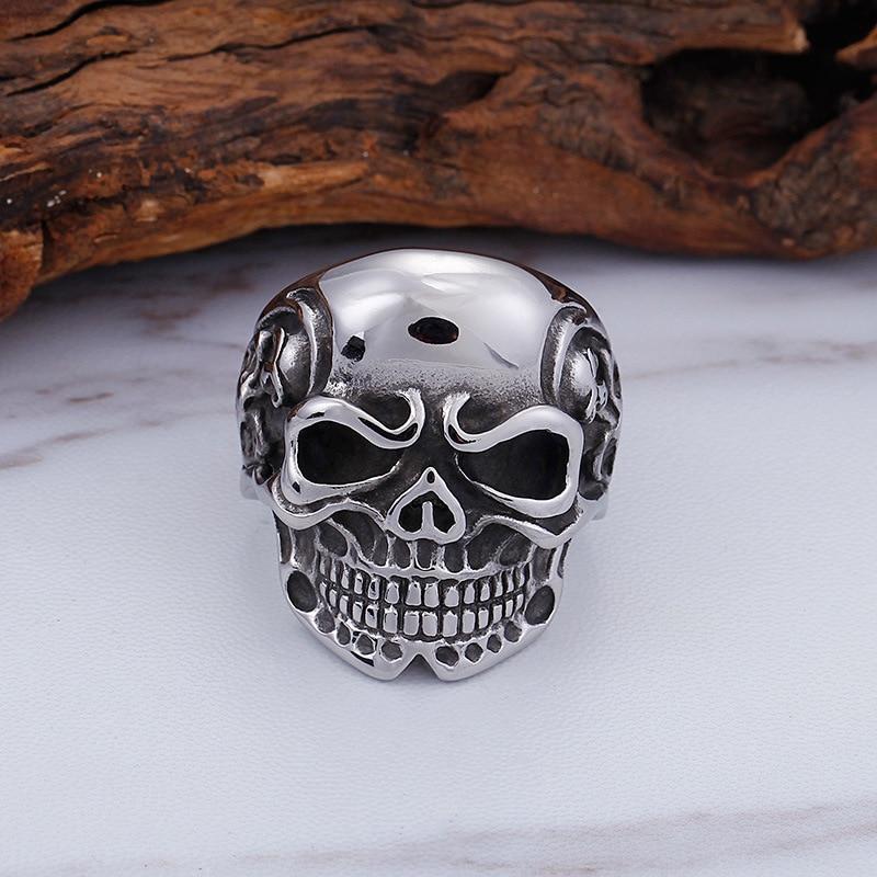 Punk Rock Ring | Skull Action