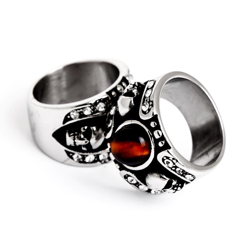 Red Bloodstone Ring | Skull Action