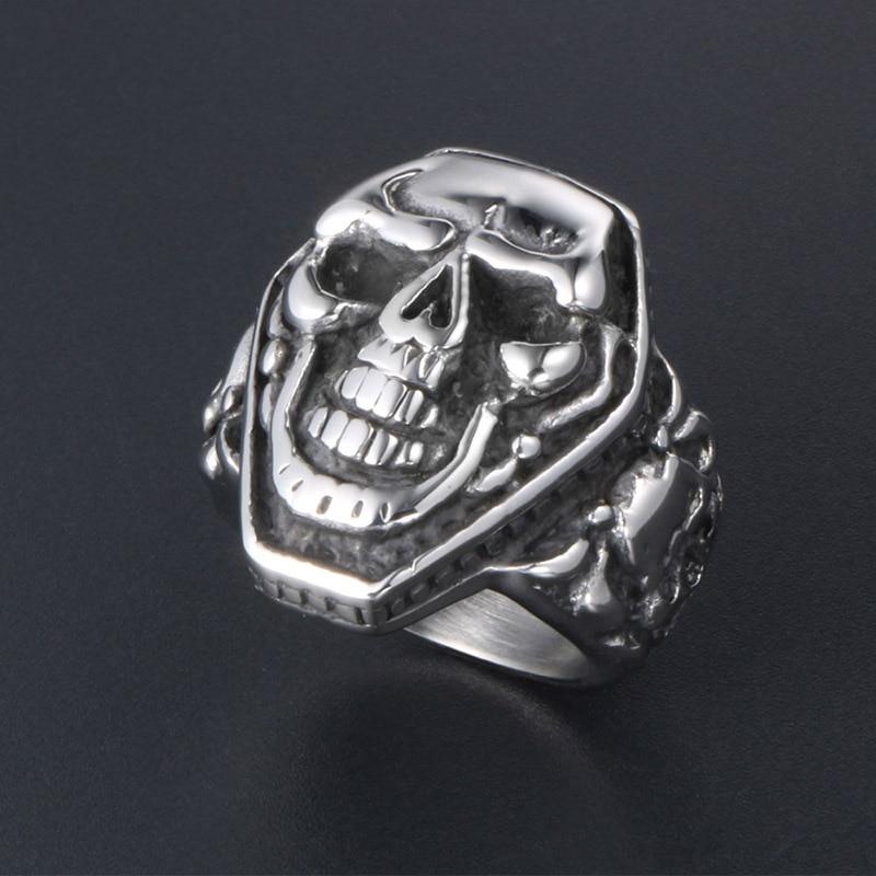 Retro Punk Ring | Skull Action