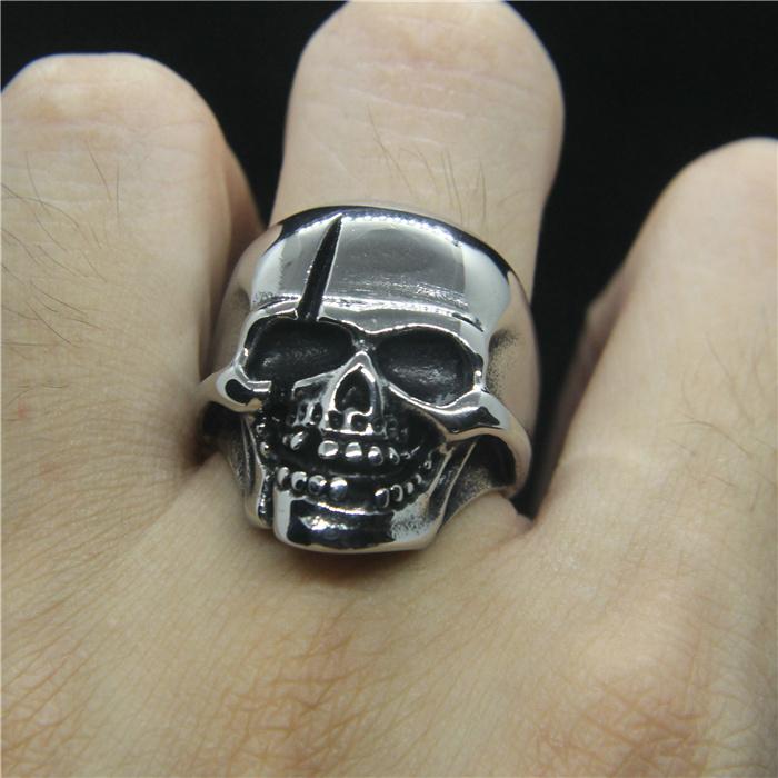 Scar Ring | Skull Action
