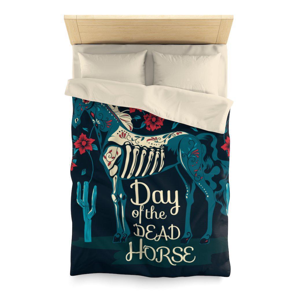 skeleton-horse-blanket-bed