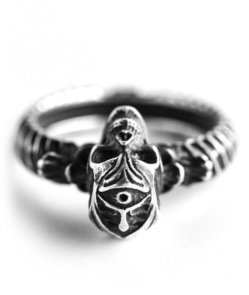 skull face ring