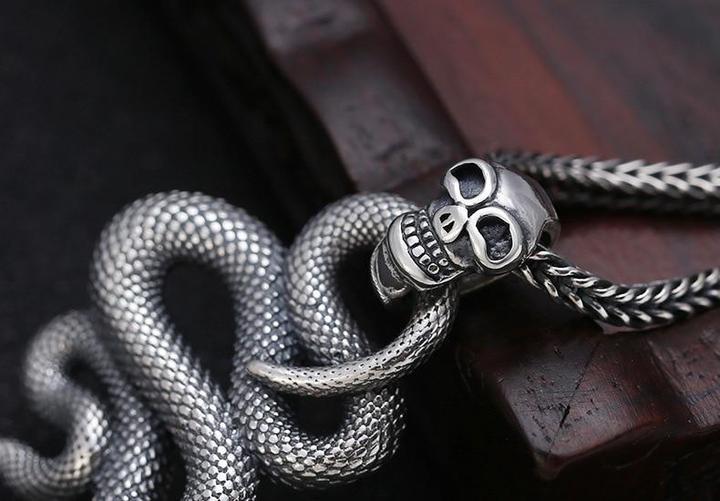 Skull Necklace Snake | Skull Action