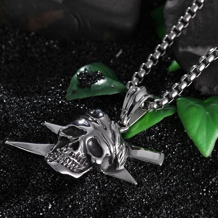 Thunder Necklace | Skull Action