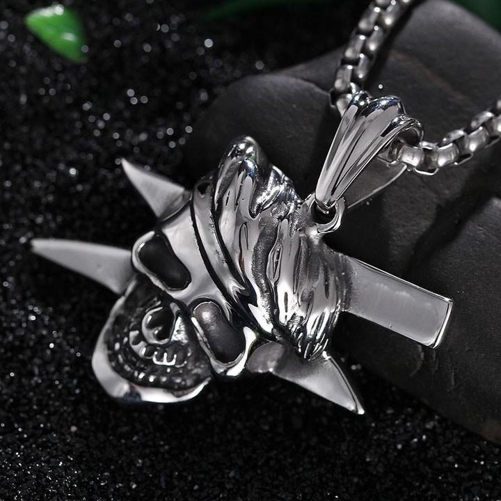 Thunder Necklace | Skull Action