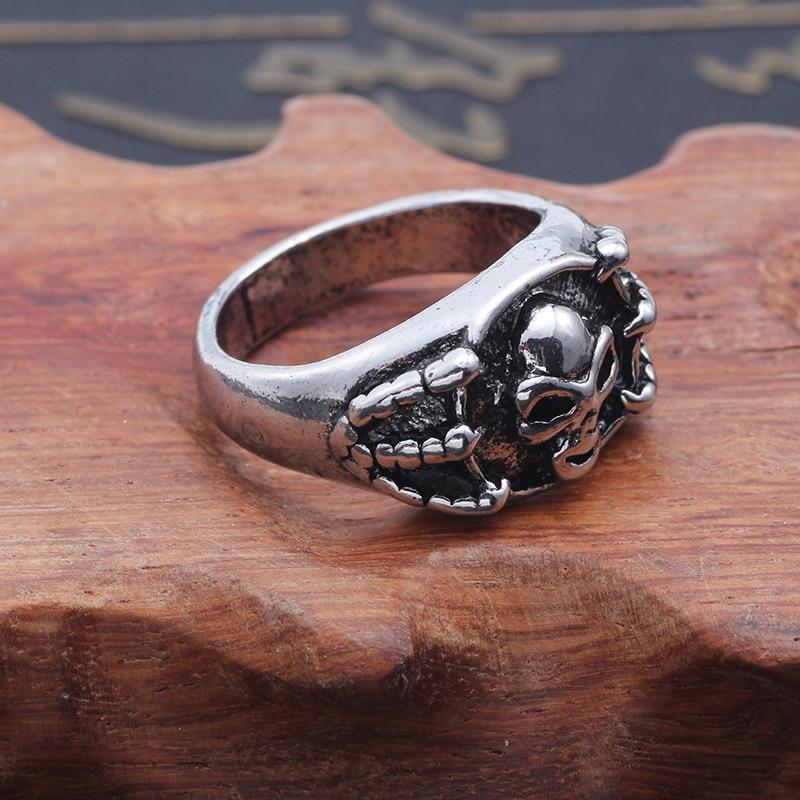 Zales Skull Ring | Skull Action