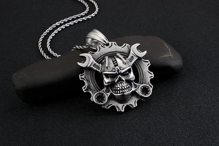 Biker Skull Necklace | Skull Action