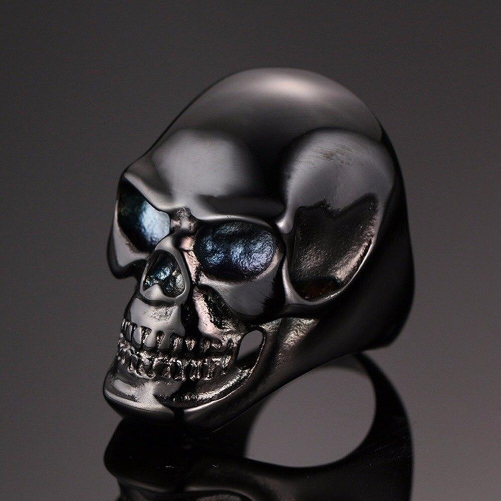 Black skull on sale ring mens