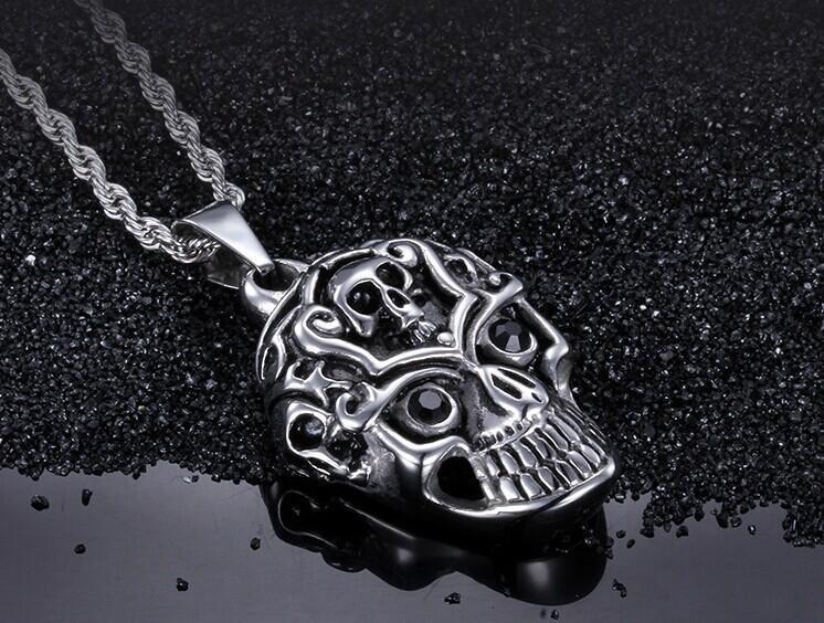 Brain And Skull Necklace | Skull Action