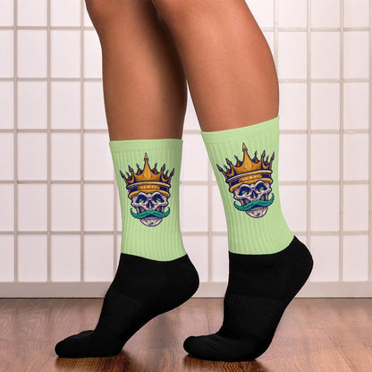 crown-skull-socks