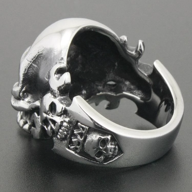 Cute Skull Ring | Skull Action