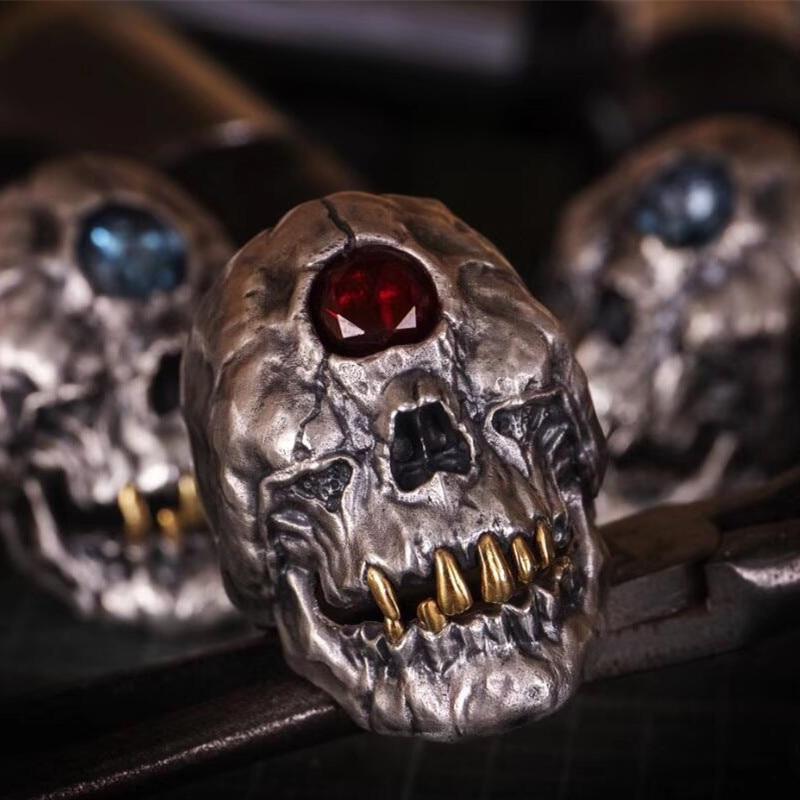 Gothic Eye Ring | Skull Action