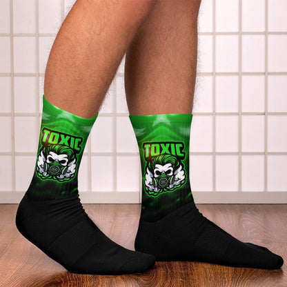 green-skull-socks-toxic