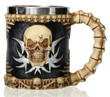 human-skull-coffee-mug