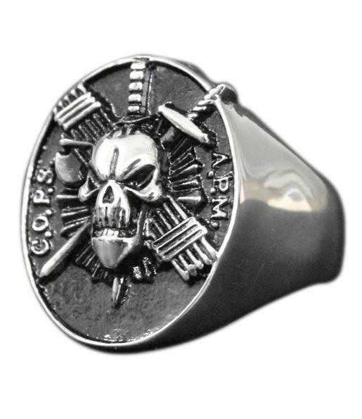 outlaw skull ring