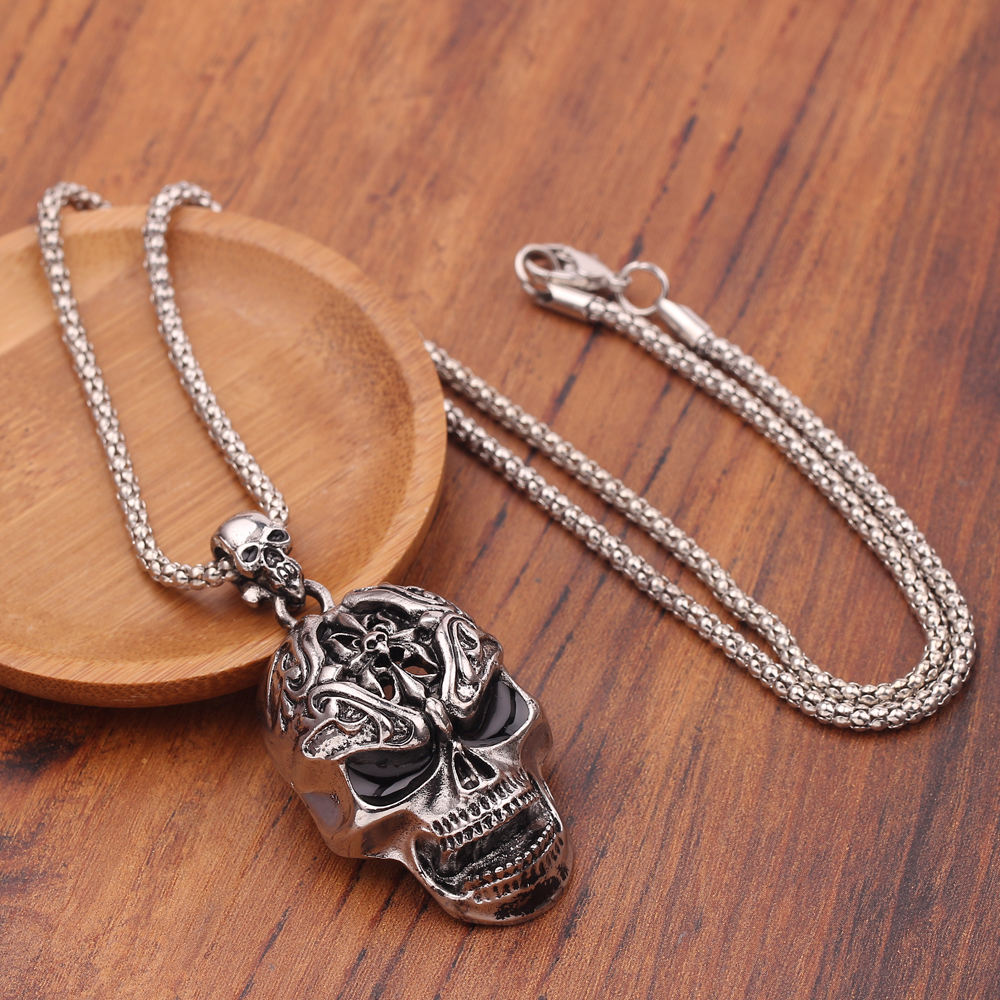 Angry Warrior Skull Necklace