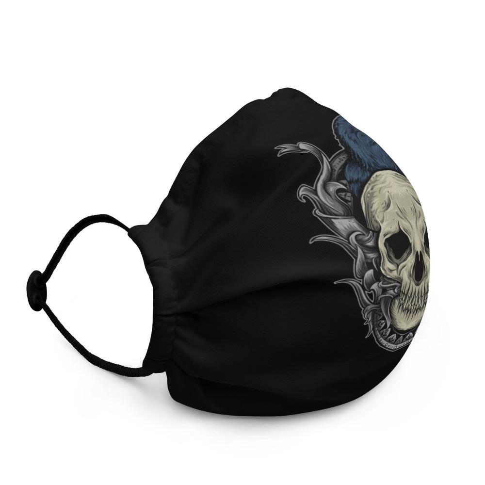 raven-skull-mask-dark