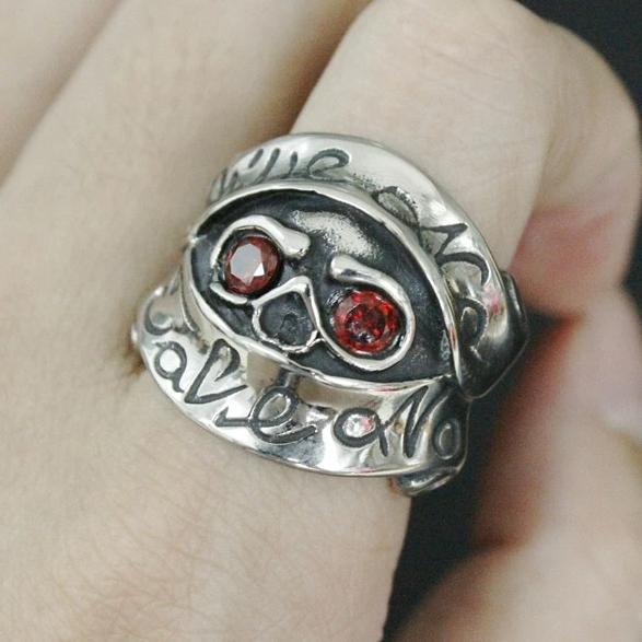 Red Eyes Skull Ring | Skull Action