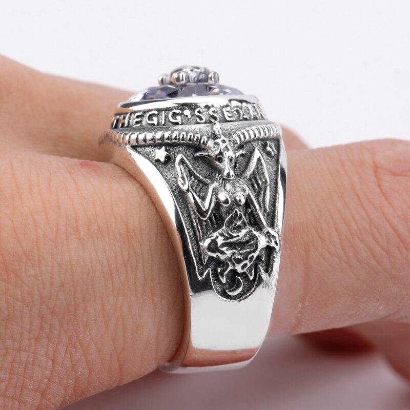 Silver Pirate Ring | Skull Action