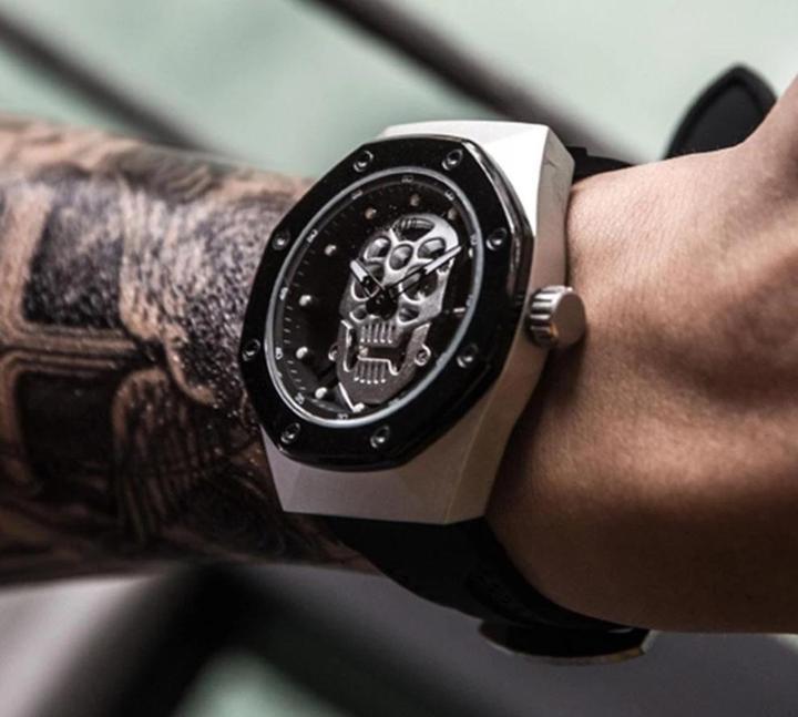 Skull And Crossbones Watch | Skull Action