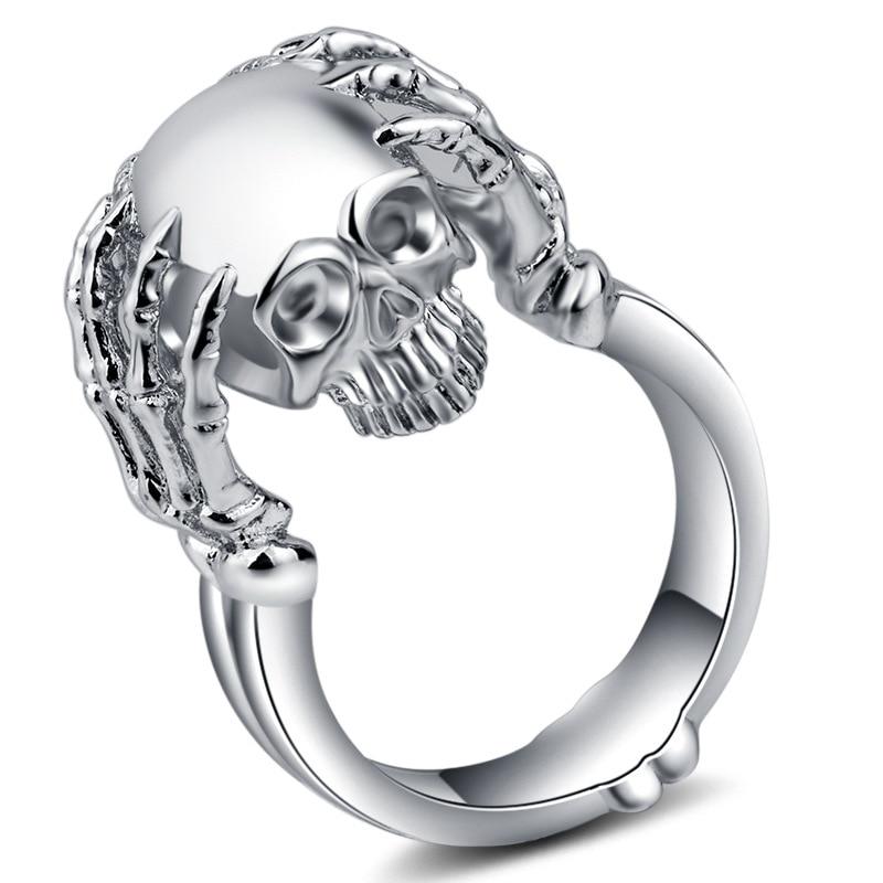 skull hands ring