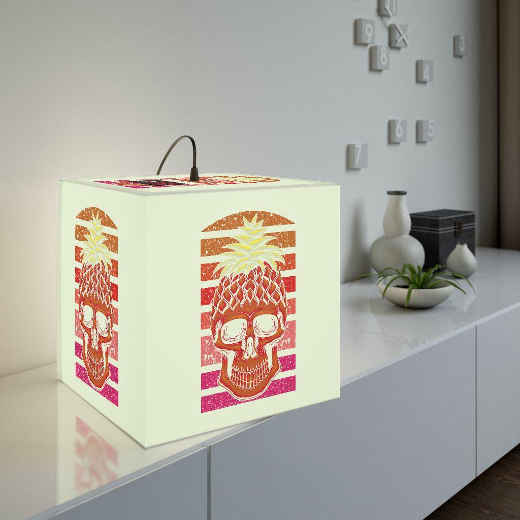 skull-pineapple-lamp-room