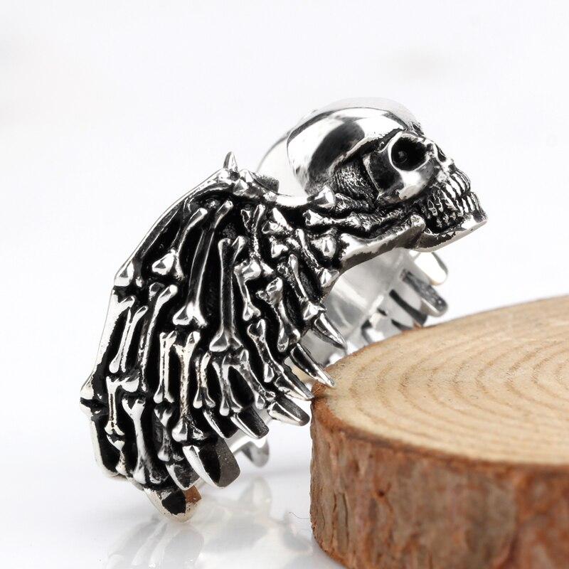 Skull Ring With Wings | Skull Action
