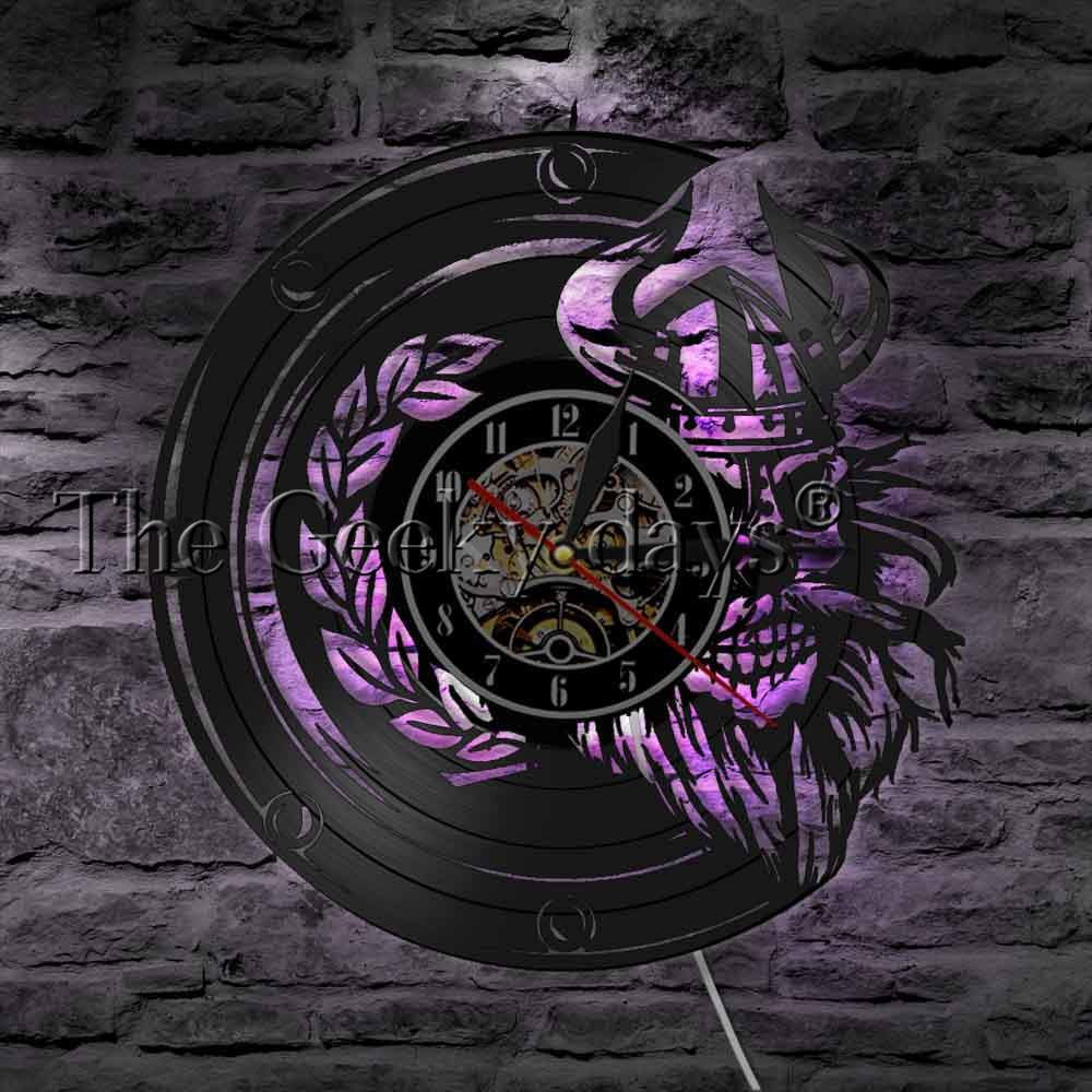 Viking Clock | Skull Action