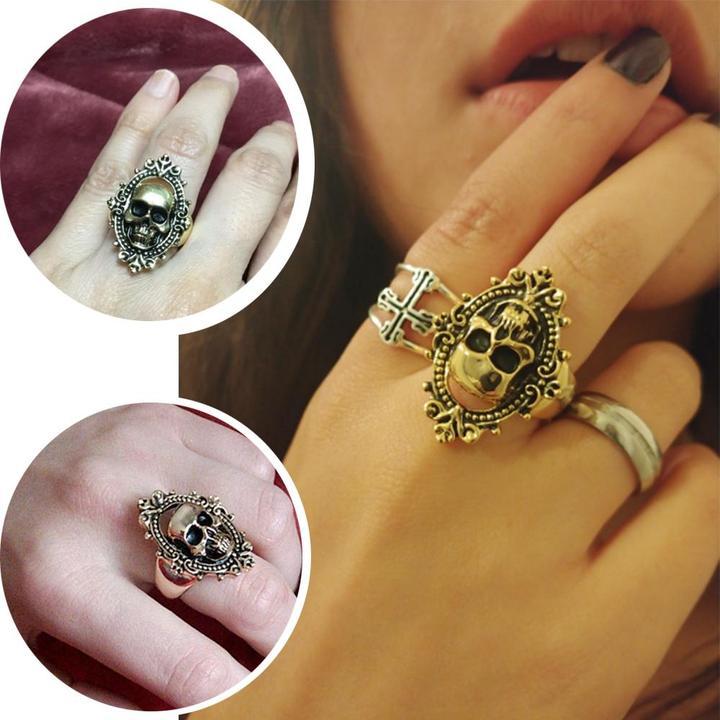Vintage Gold Skull Ring | Skull Action