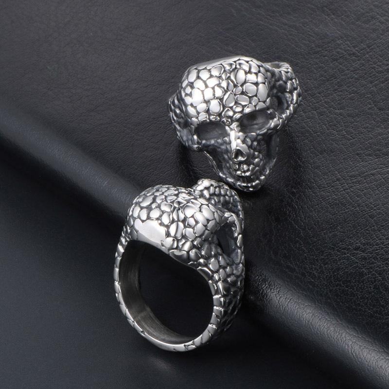 Vintage Skull Ring | Skull Action