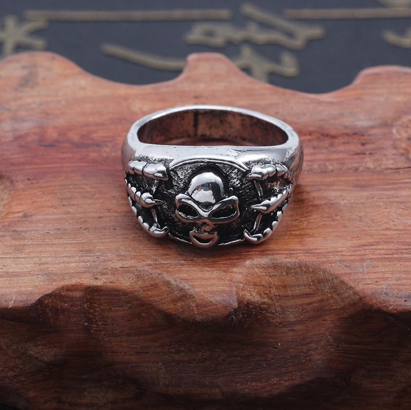 Zales Skull Ring | Skull Action